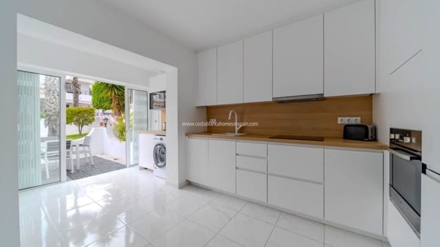3 slaapkamer Huis te koop in Villamartin, Orihuela met zwembad - € 259.995 (Ref: 10163981)