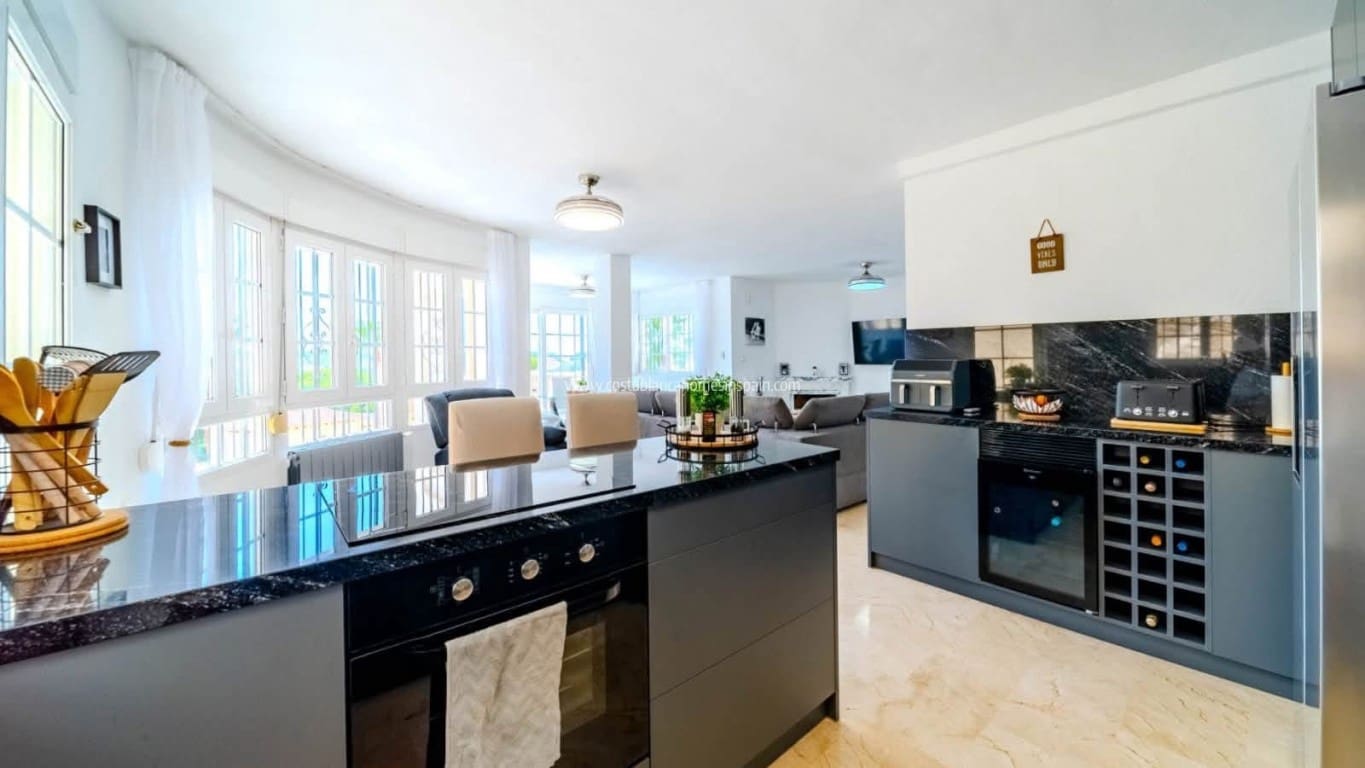 3 soveværelse Villa til salg i Las Ramblas Golf med swimmingpool garage - € 599.995 (Ref: 10163982)