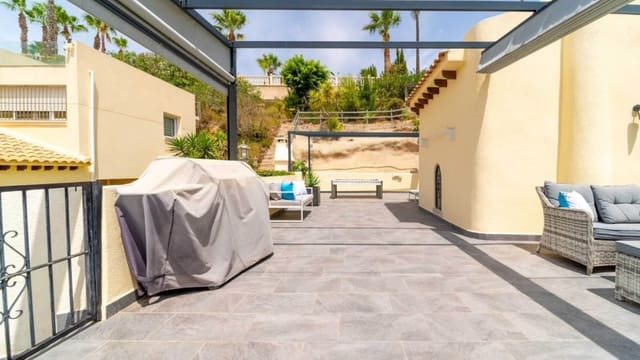 3 soveværelse Villa til salg i Las Ramblas Golf, Orihuela med swimmingpool garage - € 599.995 (Ref: 10163982)