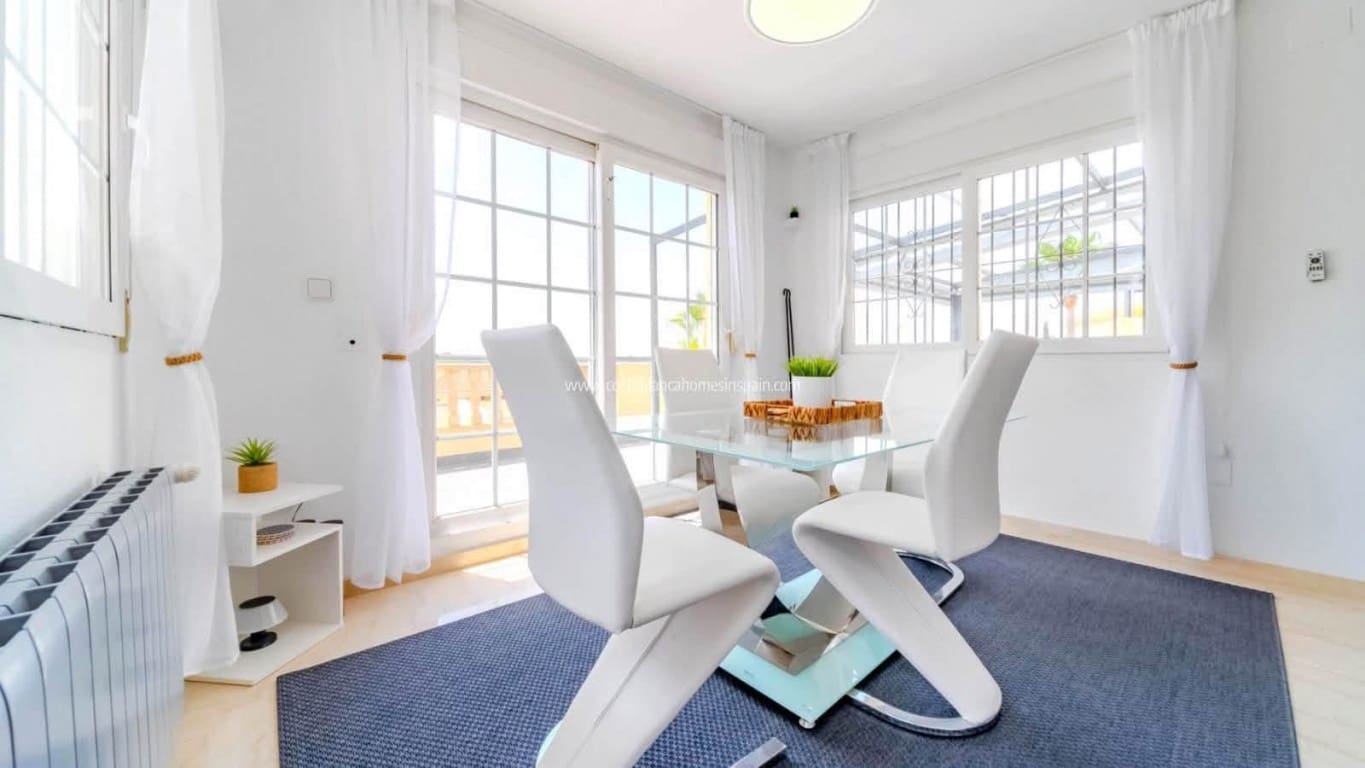 3 soveværelse Villa til salg i Las Ramblas Golf med swimmingpool garage - € 599.995 (Ref: 10163982)