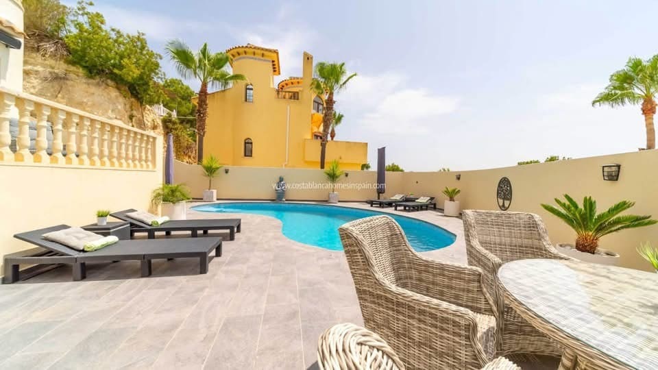 3 soveværelse Villa til salg i Las Ramblas Golf med swimmingpool garage - € 599.995 (Ref: 10163982)