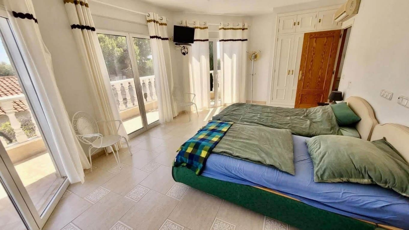 3 quarto Moradia para venda em Pilar de la Horadada com piscina garagem - 470 000 € (Ref: 10164048)