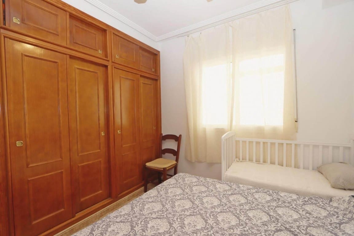 2 soveværelse Lejlighed til salg i Orihuela Costa med swimmingpool - € 149.000 (Ref: 10164052)