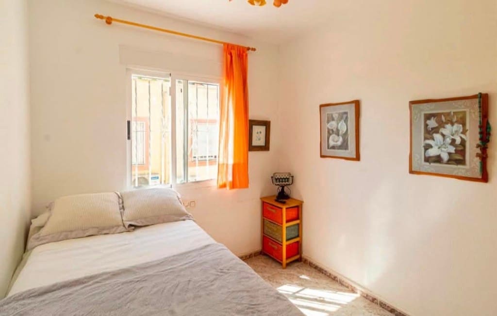 2 slaapkamer Halfvrijstaande villa te koop in Cabo Roig met zwembad garage - € 229.000 (Ref: 10165925)