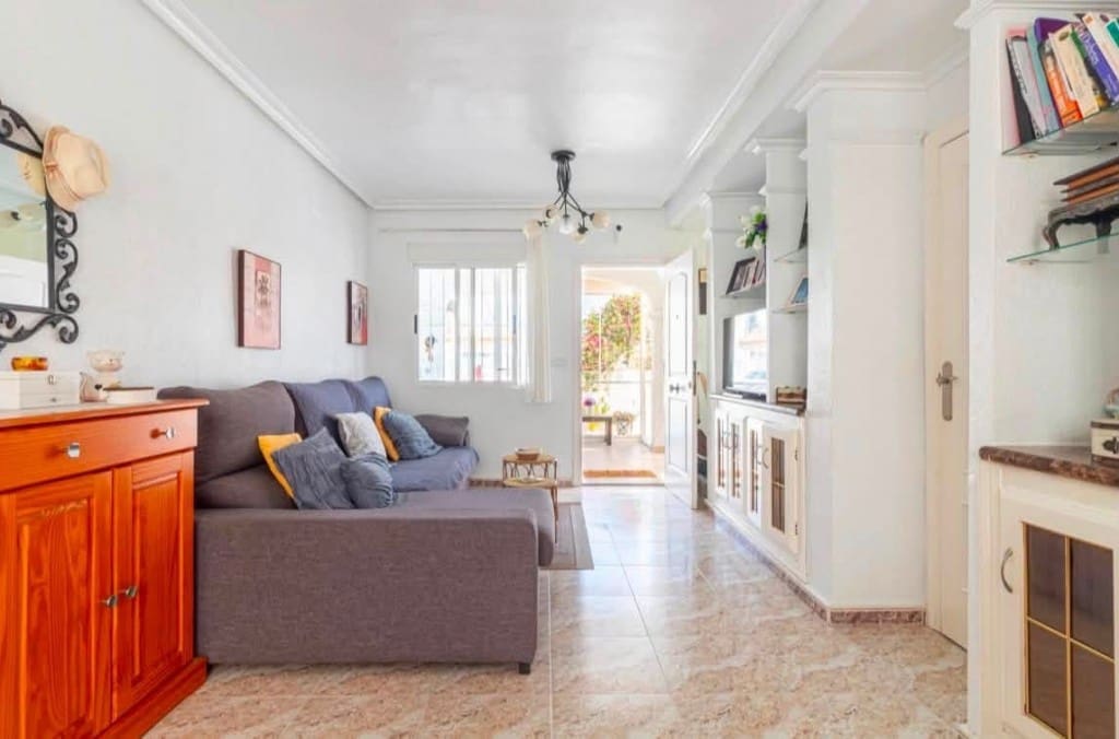 2 slaapkamer Halfvrijstaande villa te koop in Cabo Roig met zwembad garage - € 229.000 (Ref: 10165925)