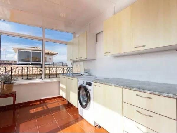 2 Zimmer Doppelhaus zu verkaufen in Playa Flamenca mit Pool Garage - 225.000 € (Ref: 10174185)