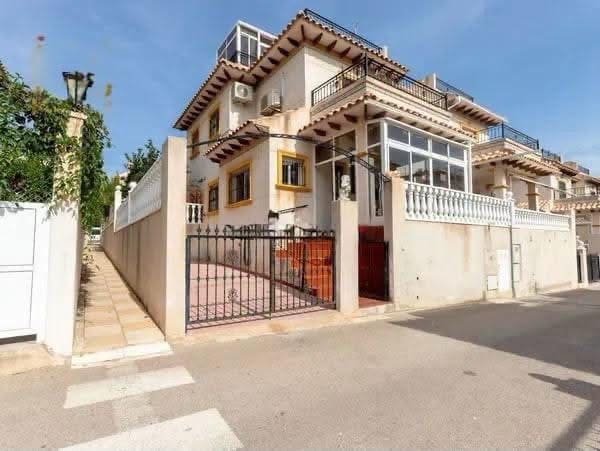 2 Zimmer Doppelhaus zu verkaufen in Playa Flamenca mit Pool Garage - 225.000 € (Ref: 10174185)