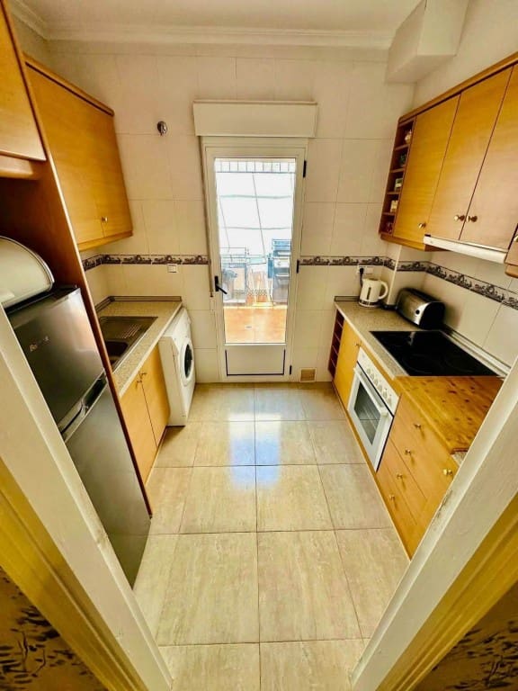 2 soverom Leilighet til salgs i Los Altos med svømmebasseng garasje - € 170 000 (Ref: 10174235)