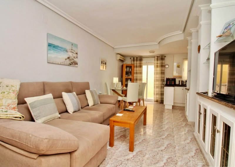 2 sovrum Hus till salu i Villamartin med pool garage - 154 950 € (Ref: 10174238)