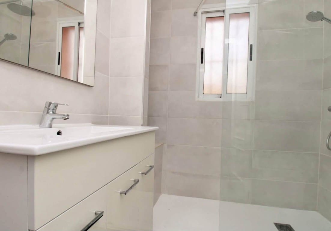 2 sovrum Hus till salu i Villamartin med pool garage - 154 950 € (Ref: 10174238)