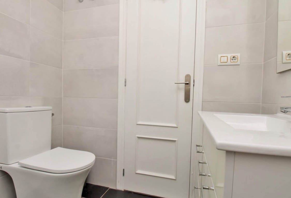 2 sovrum Hus till salu i Villamartin med pool garage - 154 950 € (Ref: 10174238)