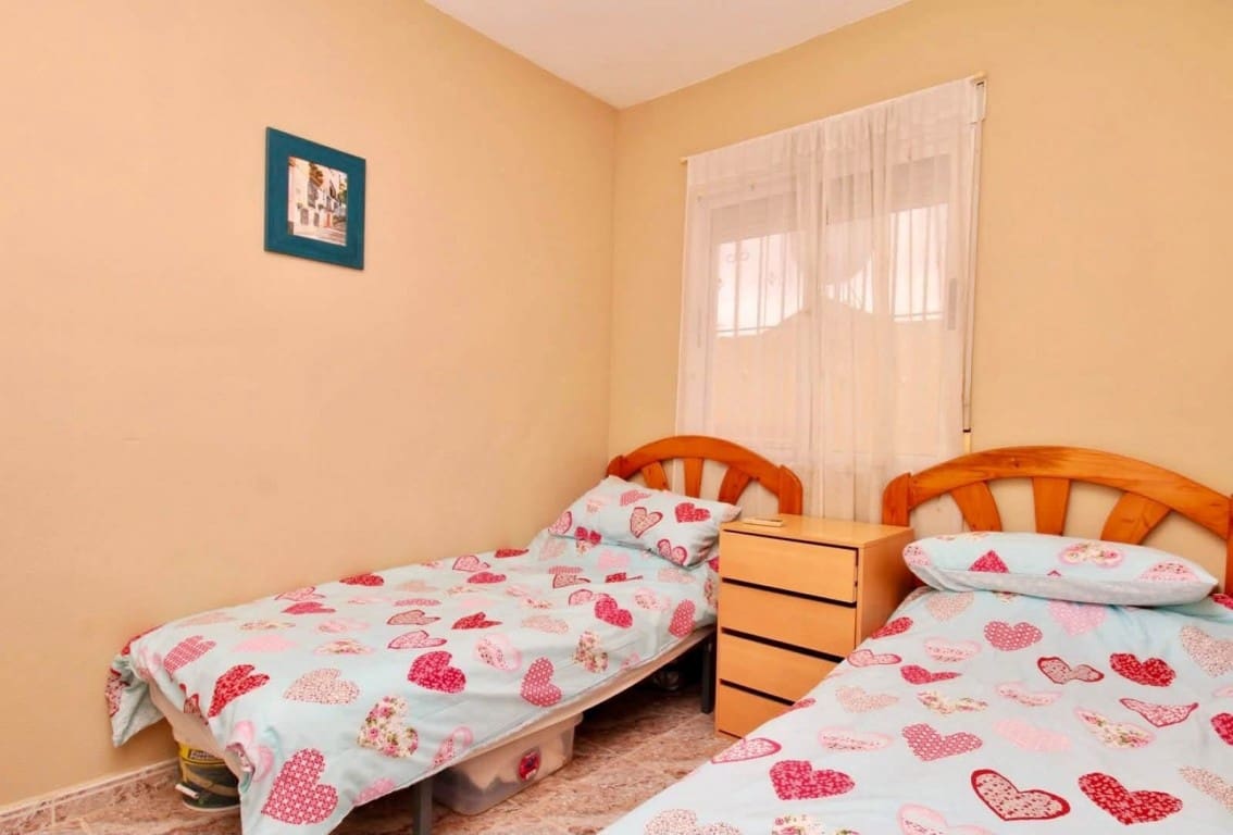 2 sovrum Hus till salu i Villamartin med pool garage - 154 950 € (Ref: 10174238)