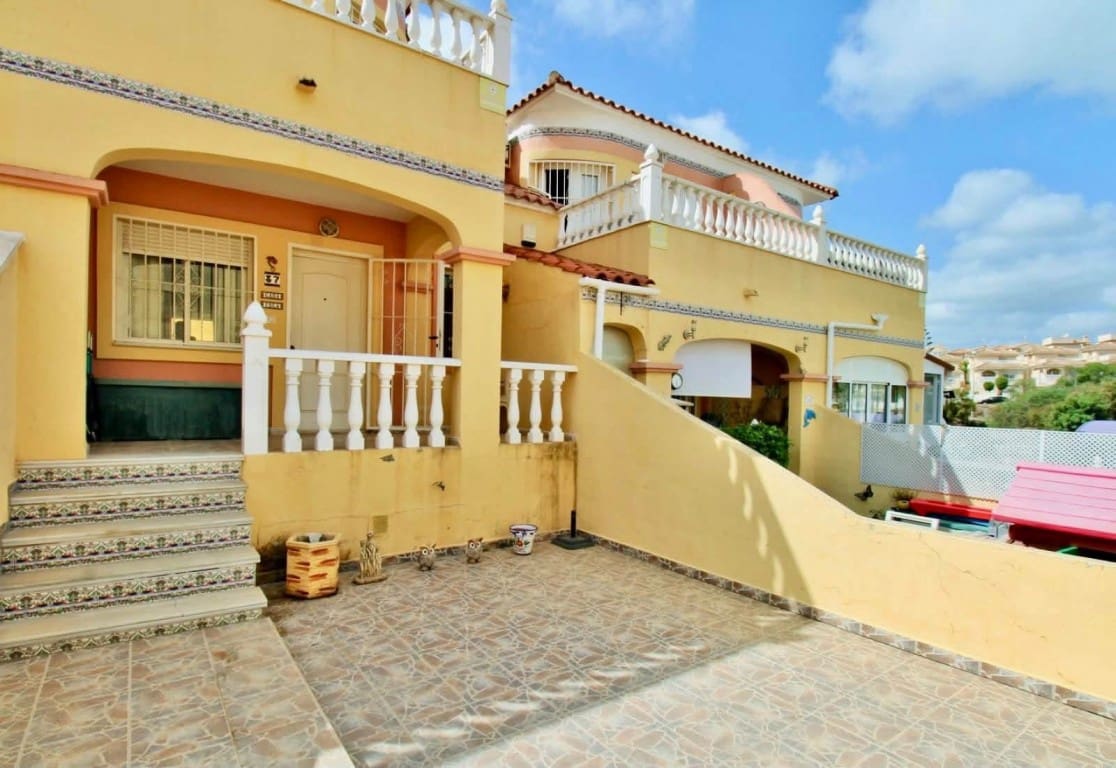 2 sovrum Hus till salu i Villamartin med pool garage - 154 950 € (Ref: 10174238)