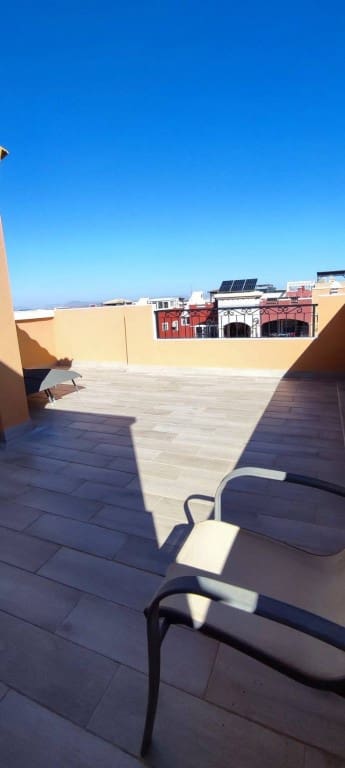 3 soverom Kjedet enebolig til salgs i Playa Flamenca med svømmebasseng - € 239 950 (Ref: 10174240)