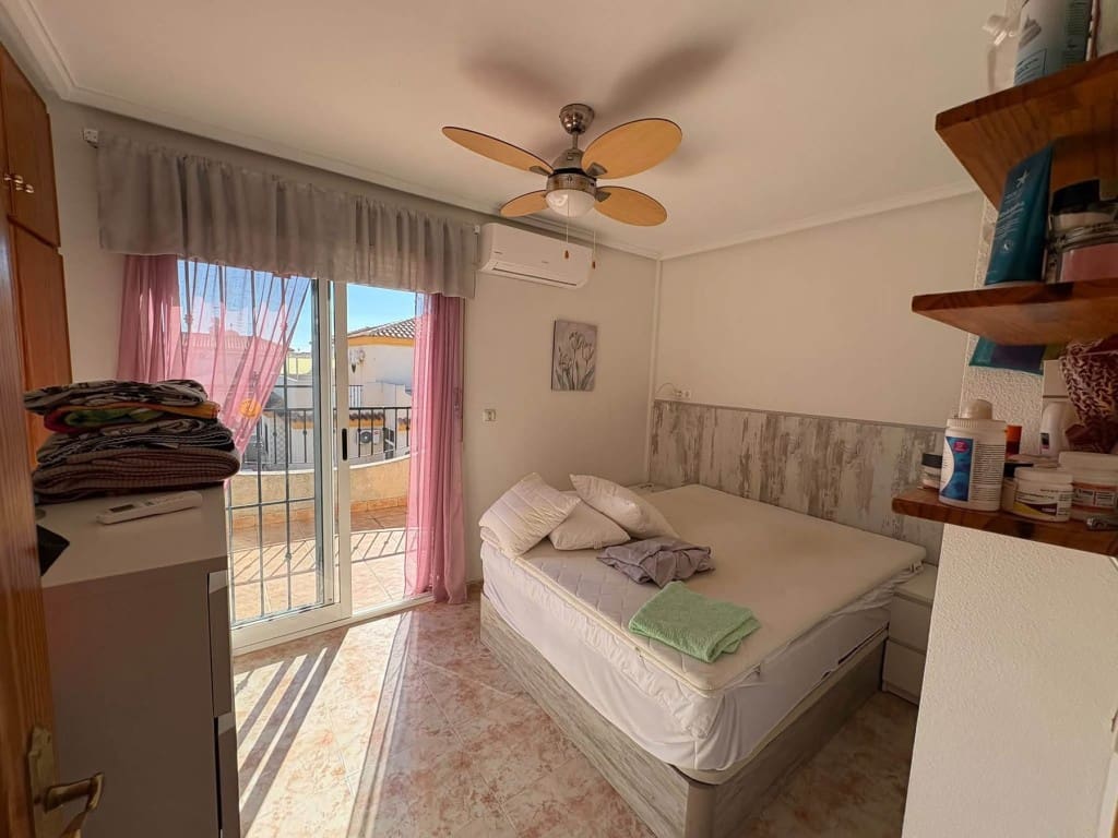 2 Zimmer Doppelhaus zu verkaufen in Playa Flamenca mit Pool Garage - 214.900 € (Ref: 10174242)
