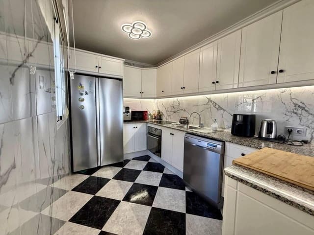 Chalet de 4 habitaciones en Playa Flamenca, Orihuela en venta con piscina garaje - 352.000 € (Ref: 10177520)