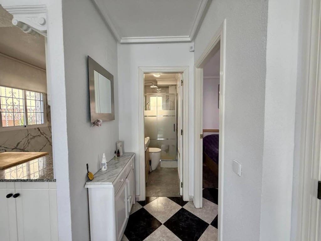 Chalet de 4 habitaciones en Playa Flamenca en venta con piscina garaje - 352.000 € (Ref: 10177520)