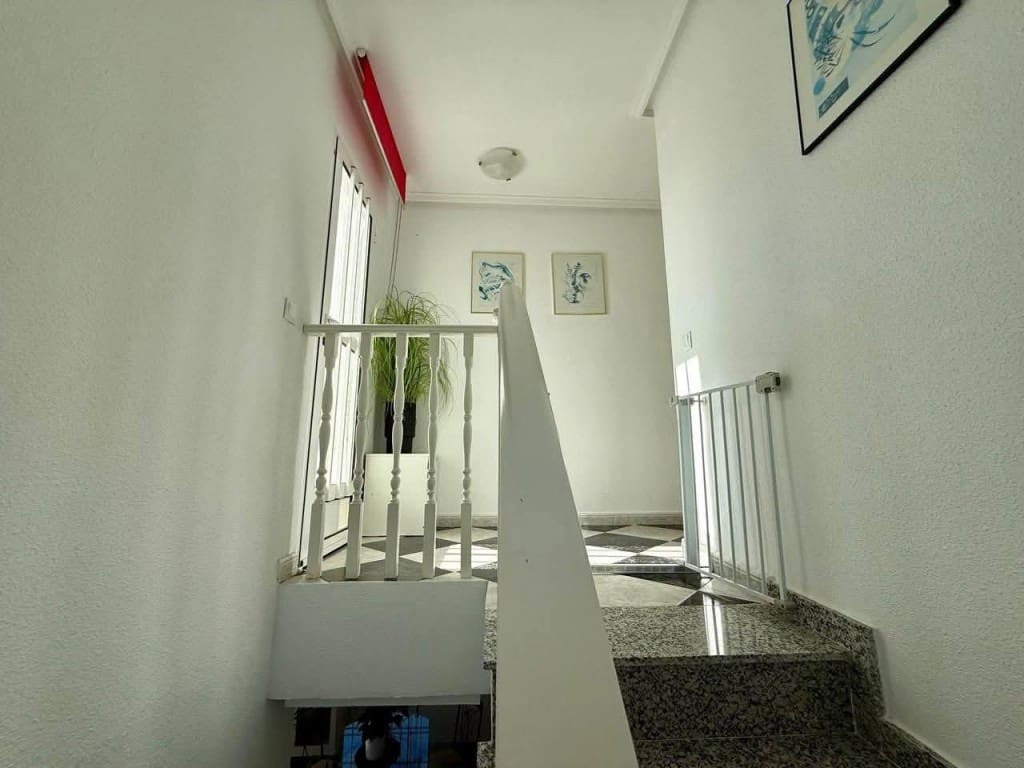 Chalet de 4 habitaciones en Playa Flamenca en venta con piscina garaje - 352.000 € (Ref: 10177520)