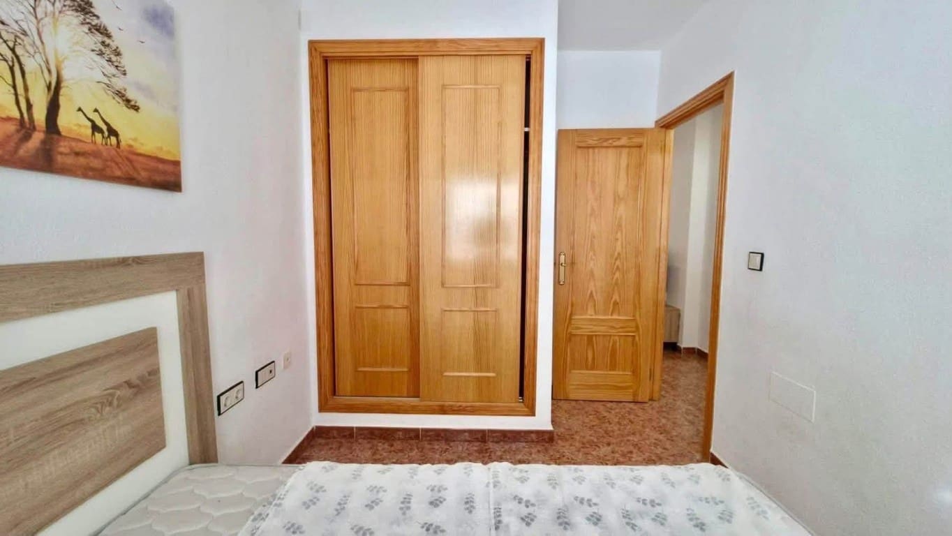 2 soverom Leilighet til salgs i Los Altos med svømmebasseng - € 134 900 (Ref: 10181682)