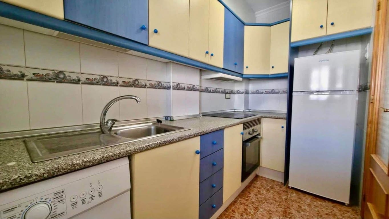 2 soverom Leilighet til salgs i Los Altos med svømmebasseng - € 134 900 (Ref: 10181682)