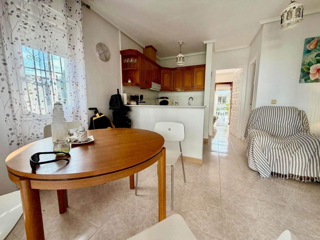 2 Zimmer Doppelhaus zu verkaufen in Villamartin - 179.900 € (Ref: 10182025)