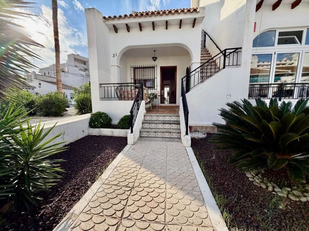 2 Zimmer Doppelhaus zu verkaufen in Villamartin - 179.900 € (Ref: 10182025)