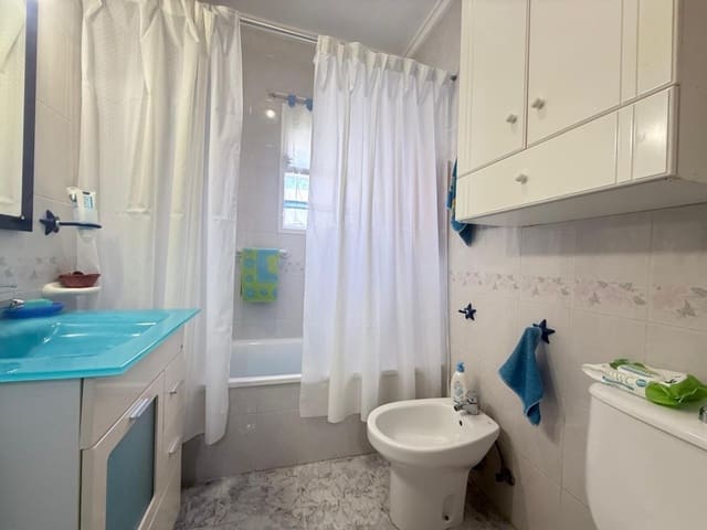 3 chambre Appartement à vendre à Playa Flamenca, Orihuela avec piscine garage - 139 000 € (Ref: 10182256)