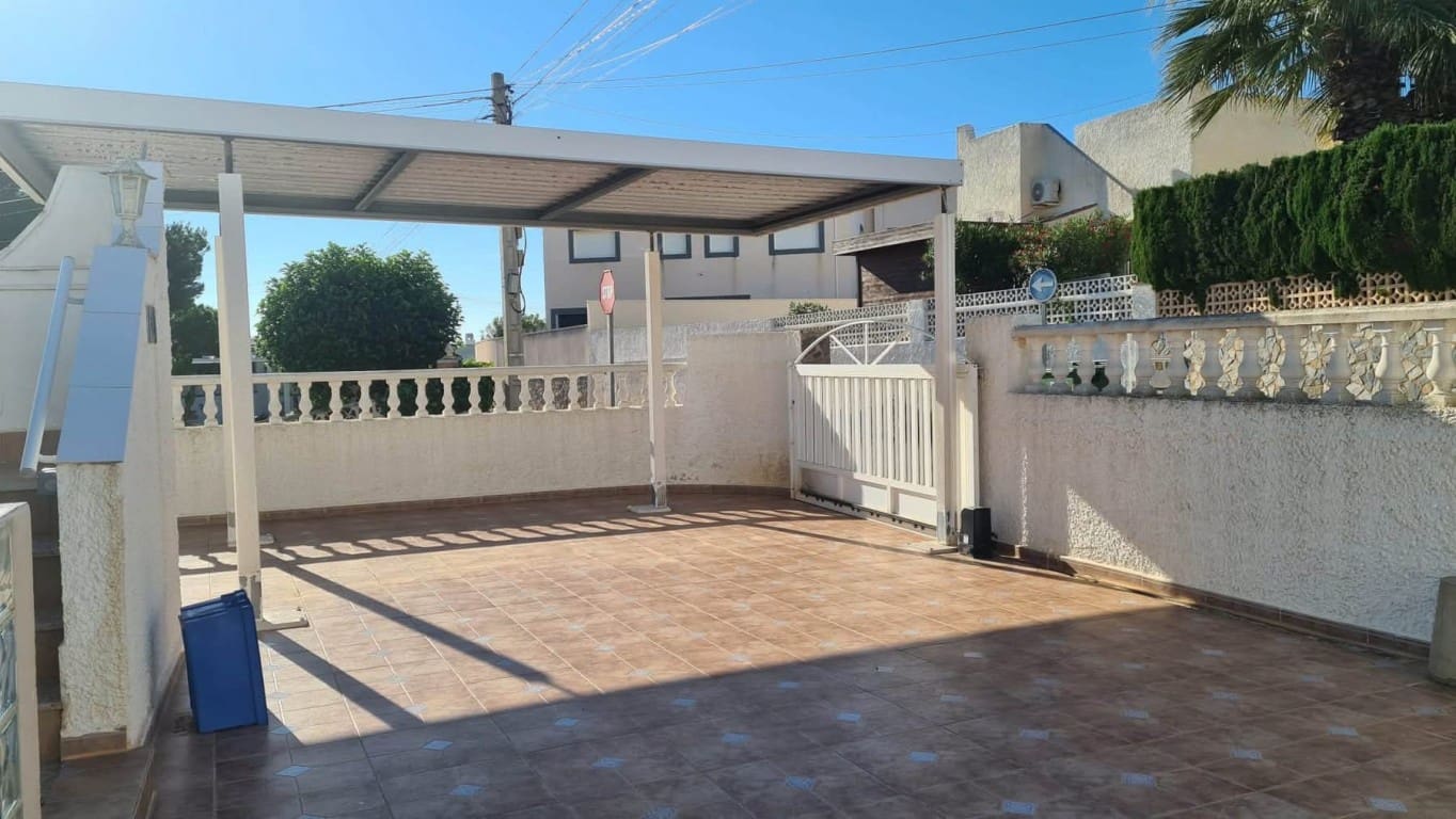 2 soverom Kjedet enebolig til salgs i Villamartin med garasje - € 199 990 (Ref: 10185477)