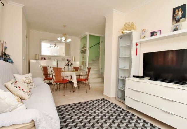 3 slaapkamer Halfvrijstaande villa te koop in Playa Flamenca, Orihuela met zwembad garage - € 225.000 (Ref: 10185478)