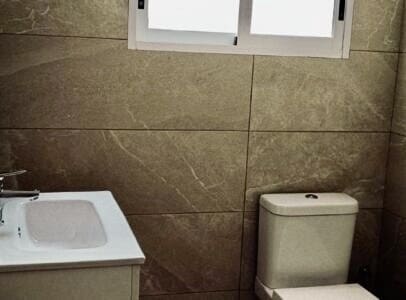 5 bedroom Villa for sale in Villamartin with pool - € 299,000 (Ref: 9367905)