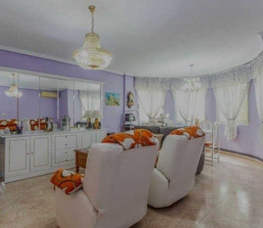 Chalet de 3 habitaciones en Playa Flamenca en venta con piscina garaje - 285.000 € (Ref: 9367906)