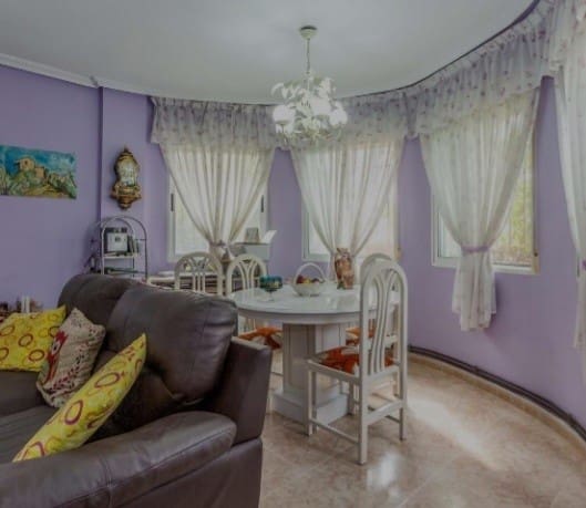 Chalet de 3 habitaciones en Playa Flamenca en venta con piscina garaje - 285.000 € (Ref: 9367906)