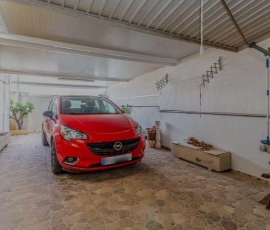 Chalet de 3 habitaciones en Playa Flamenca en venta con piscina garaje - 285.000 € (Ref: 9367906)