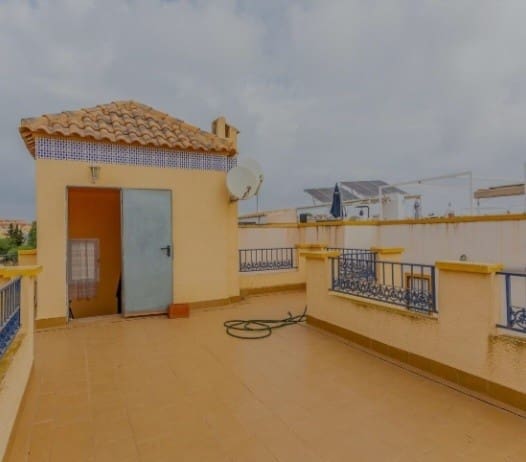 Chalet de 3 habitaciones en Playa Flamenca en venta con piscina garaje - 285.000 € (Ref: 9367906)