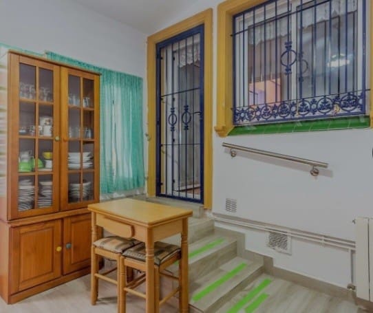 Chalet de 3 habitaciones en Playa Flamenca en venta con piscina garaje - 285.000 € (Ref: 9367906)