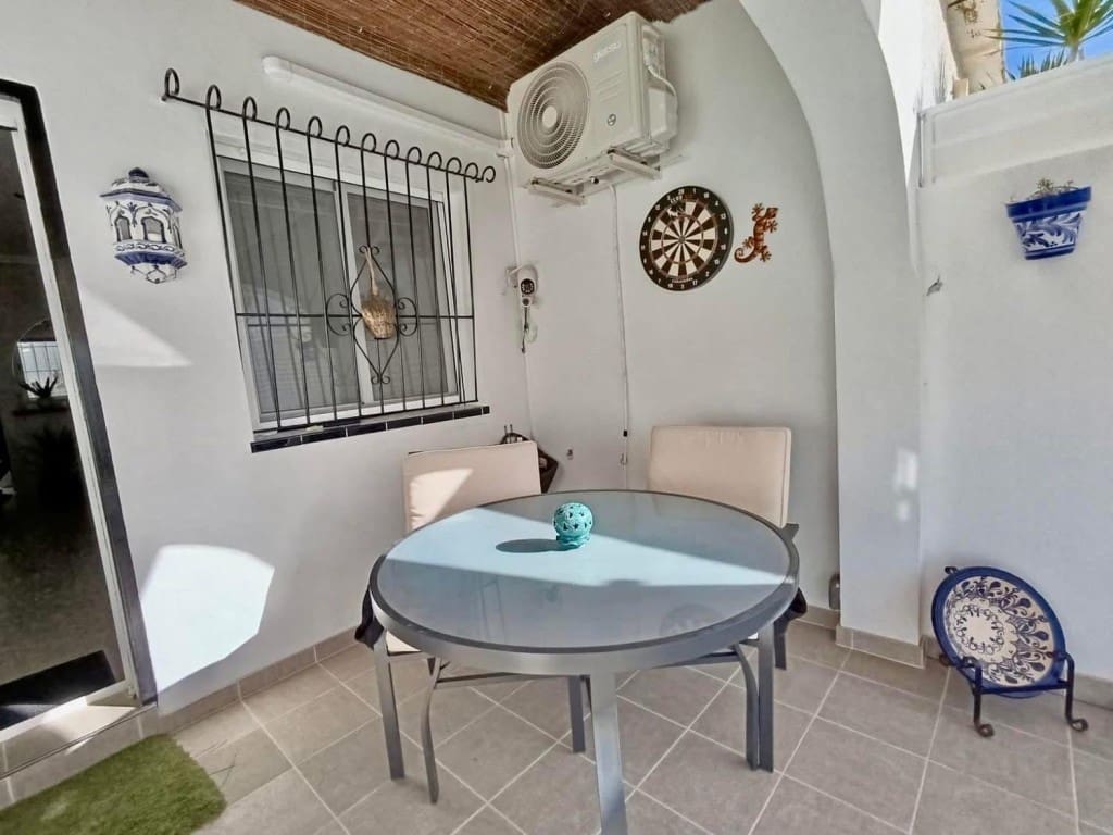 2 camera da letto Villetta Bifamiliare in vendita in San Miguel de Salinas con piscina - 229.000 € (Rif: 9367908)