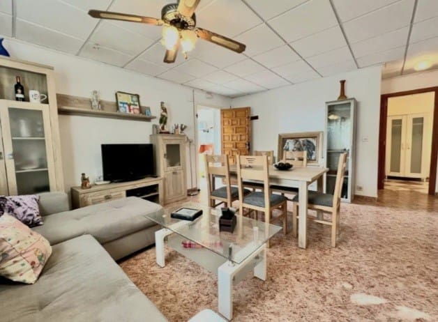 Chalet de 3 habitaciones en Playa Flamenca, Orihuela en venta - 220.000 € (Ref: 9367912)