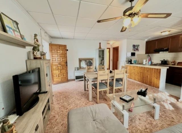 Chalet de 3 habitaciones en Playa Flamenca, Orihuela en venta - 220.000 € (Ref: 9367912)