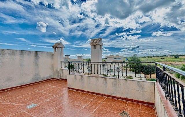 3 soverom Kjedet enebolig til salgs i Playa Flamenca med svømmebasseng - € 225 000 (Ref: 9367914)