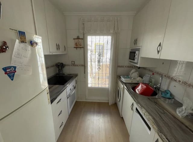 Chalet de 3 habitaciones en Playa Flamenca, Orihuela en venta con piscina - 227.000 € (Ref: 9367916)