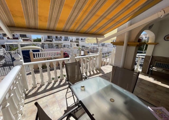 Chalet de 3 habitaciones en Playa Flamenca, Orihuela en venta con piscina - 227.000 € (Ref: 9367916)