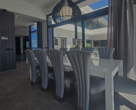 4 soverom Villa til salgs i Cabo Roig, Orihuela med svømmebasseng garasje - € 4 750 000 (Ref: 9367921)