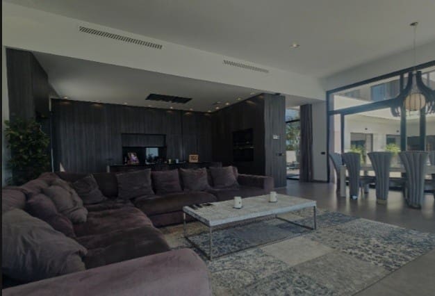 4 soverom Villa til salgs i Cabo Roig, Orihuela med svømmebasseng garasje - € 4 750 000 (Ref: 9367921)