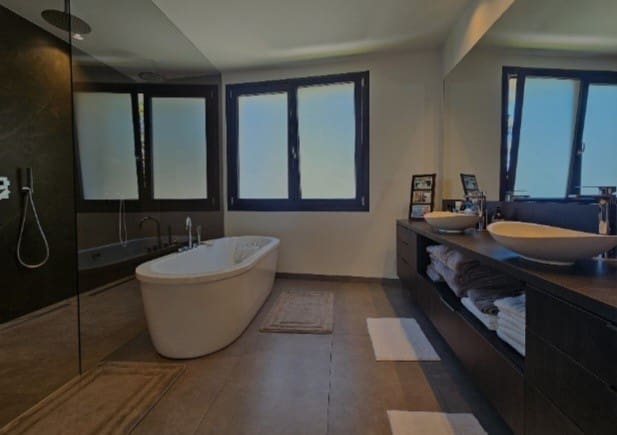 4 soverom Villa til salgs i Cabo Roig med svømmebasseng garasje - € 4 750 000 (Ref: 9367921)