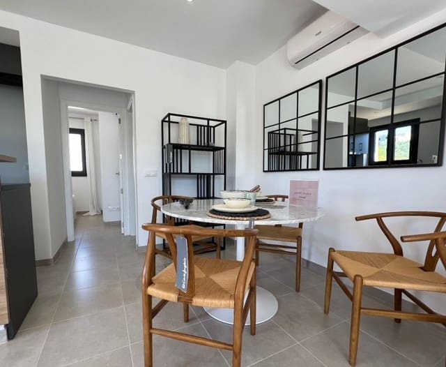 2 soverom Villa til salgs i Llubi - € 389 500 (Ref: 9367926)