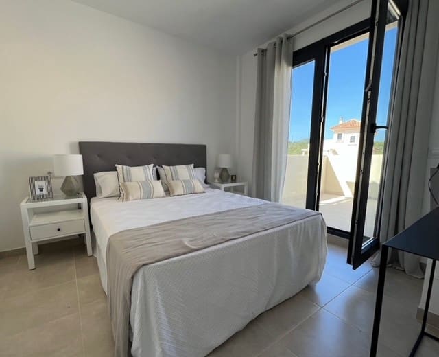 2 soverom Villa til salgs i Llubi - € 389 500 (Ref: 9367926)