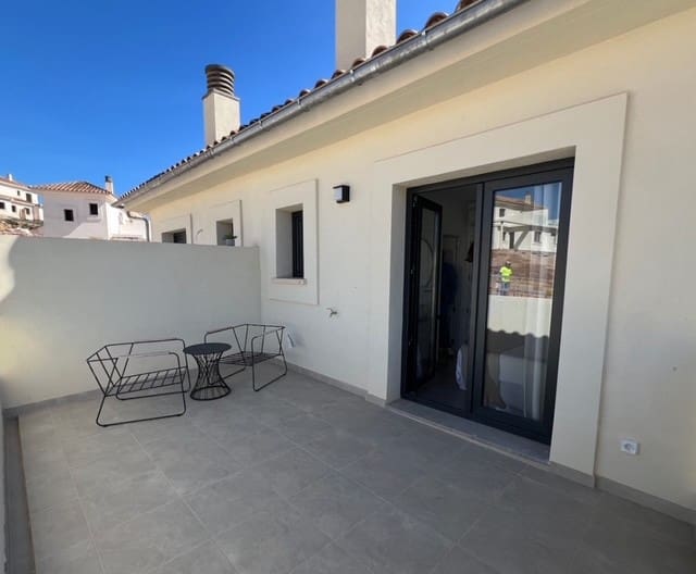 2 soverom Villa til salgs i Llubi - € 389 500 (Ref: 9367926)