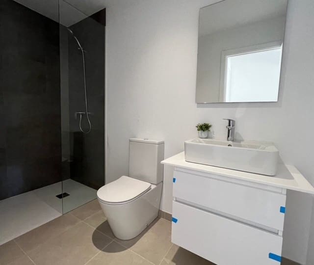 2 soverom Villa til salgs i Llubi - € 389 500 (Ref: 9367926)