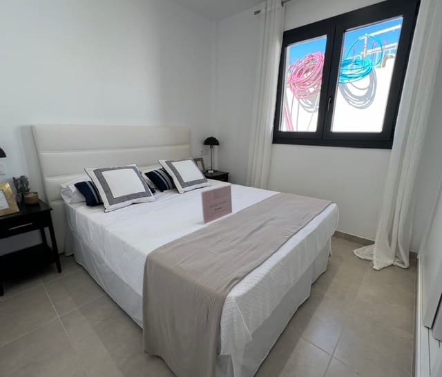 2 soverom Villa til salgs i Llubi - € 389 500 (Ref: 9367926)