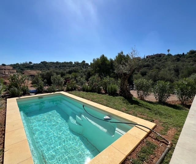 2 soverom Villa til salgs i Llubi - € 389 500 (Ref: 9367926)